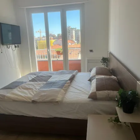 Happy House Apartment *